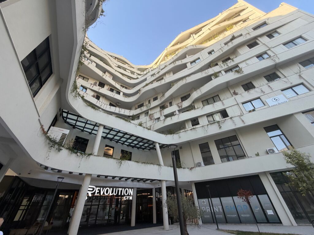2+1,near mesdhetar university vasil shanto,320 thousand euro