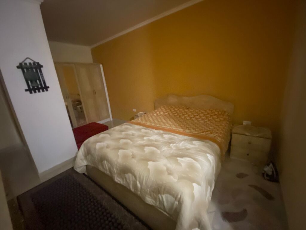Jepet me qera 2+1 te Kaza italia 57000 lek mobiluar ashensor