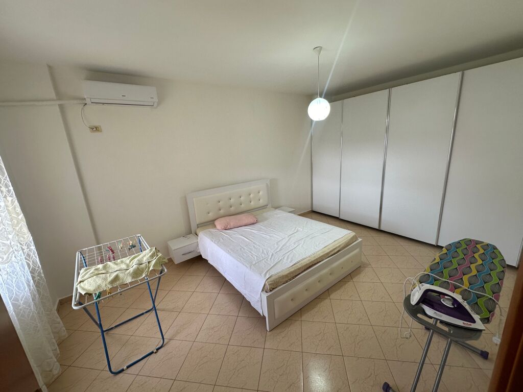 Apartament 2+1 me qera ne Fresk tek Pika e Gazit Kastrati