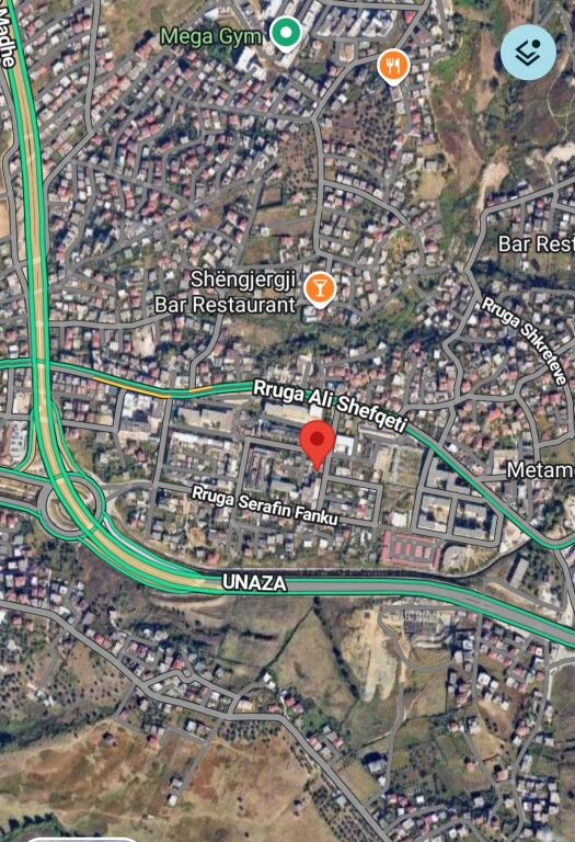Jepet Magazine me Qera 100 m2 - Shkoze, Tirane