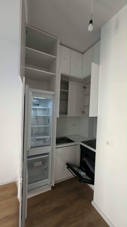 Appartamento 1+1 in Affitto a Ali Dem. 40.000 lek/mese