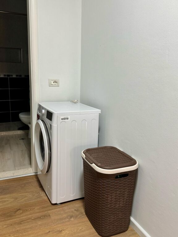 Apartament me qera 2+1 tek Fusha e Aviacionit