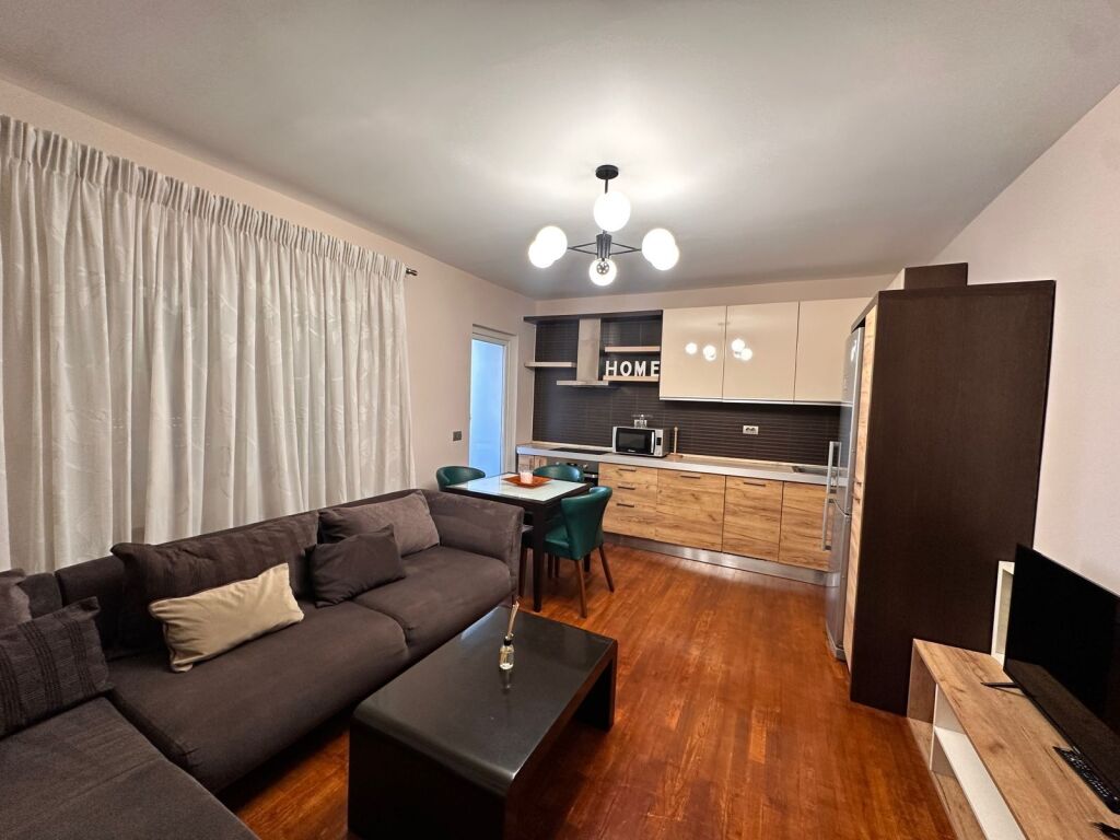 Apartment 2+1 for rent Xhamlliku !