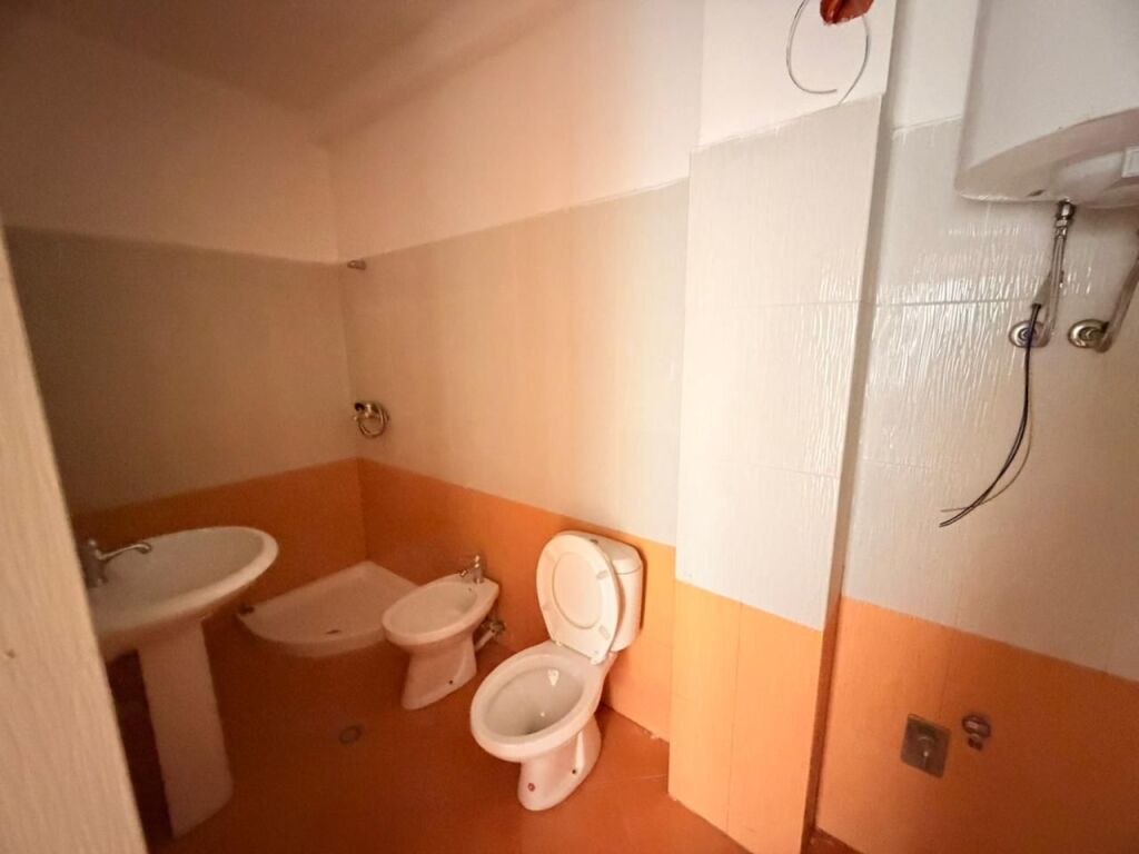 🏡 APARTMENT 1+1 FOR SALE – BEACH, DURRËS
