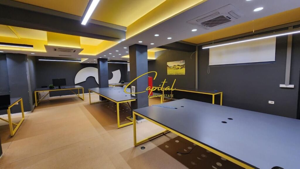 BUSINESS PREMISES FOR RENT 900 M2 FORMER BLOCK 1,500,000 LEKE