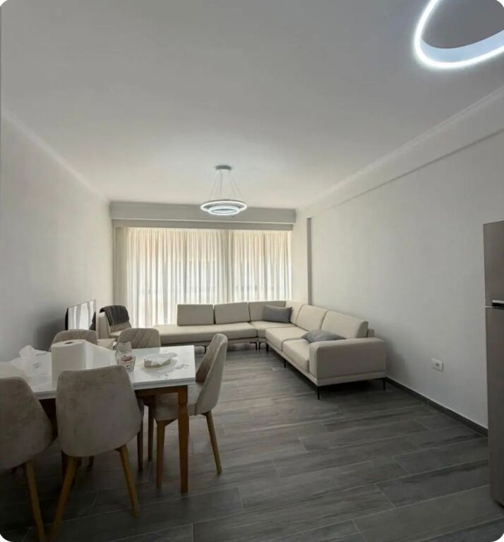 ASTIR APARTAMENT 1+1 PER QERA!
