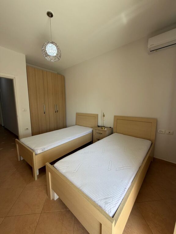 🏢Dibra Street, "Halili" Complex, apartment 2+1+2 for rent, furnished 85,000 Leke