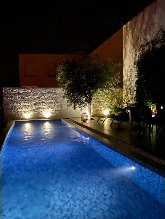 VENDESI, VILLA PREMIUM con PISCINA, RESIDENZA KODRA E DIELLIT 2!