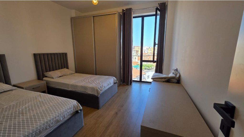 Rent, Apartment 2+1+2+Parking Space, Selvia, Tirane.