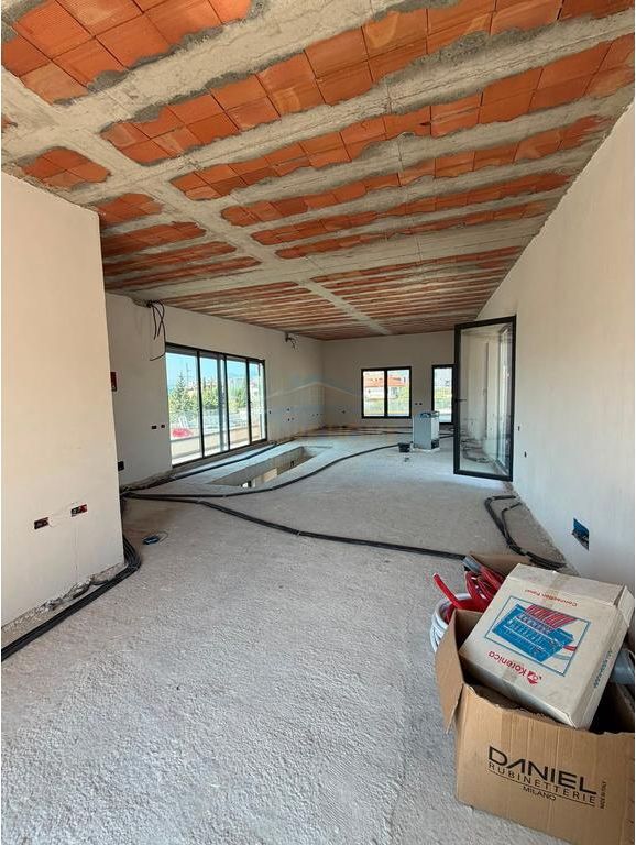Business Building for Rent 2-Storey, TEG, Tirana
