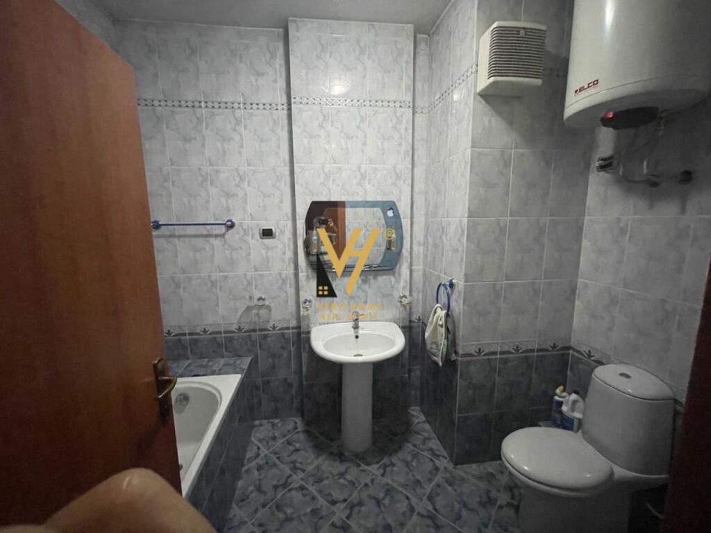 APPARTAMENTO 2+1+2+BLK IN AFFITTO A BLLOKU 100.000 LEKE