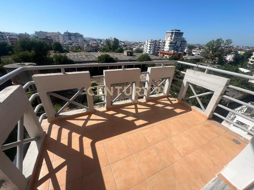 Apartment 2+1 for Rent in the Plazh Hekurudha area