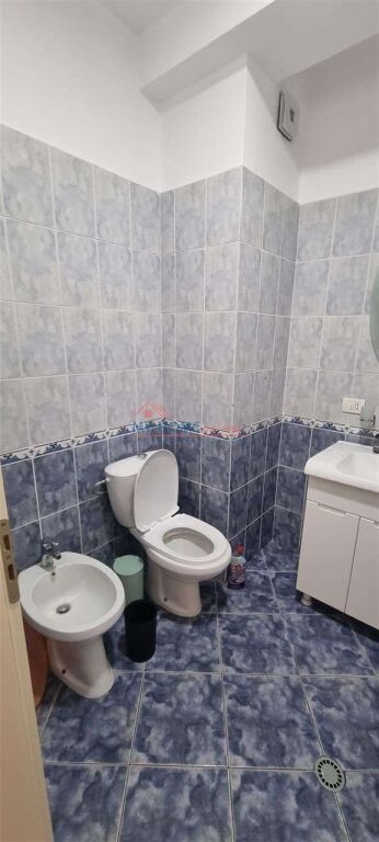Appartamento 1+1 in affitto in Rruga Riza Cerova a Tirana