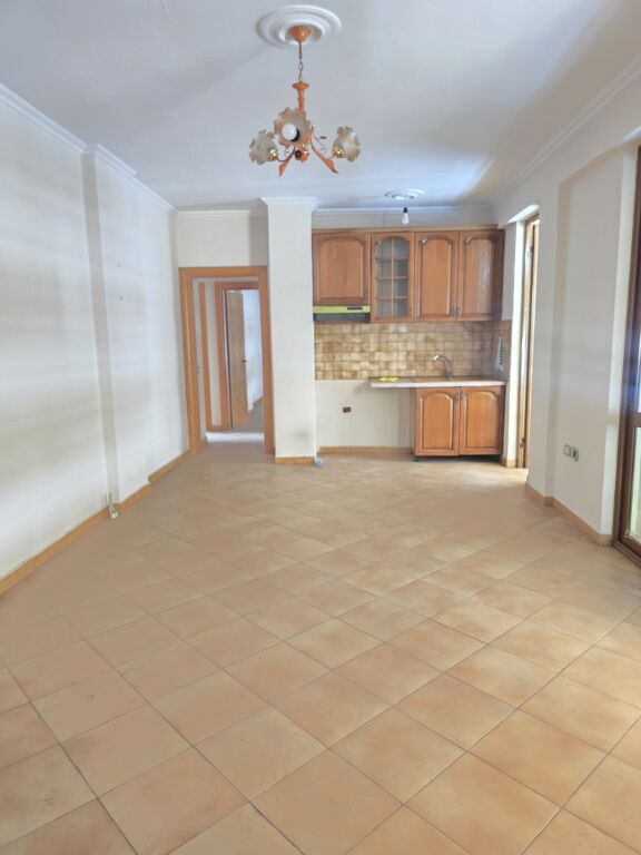 Apartament ne shitje 2+1, Square 21