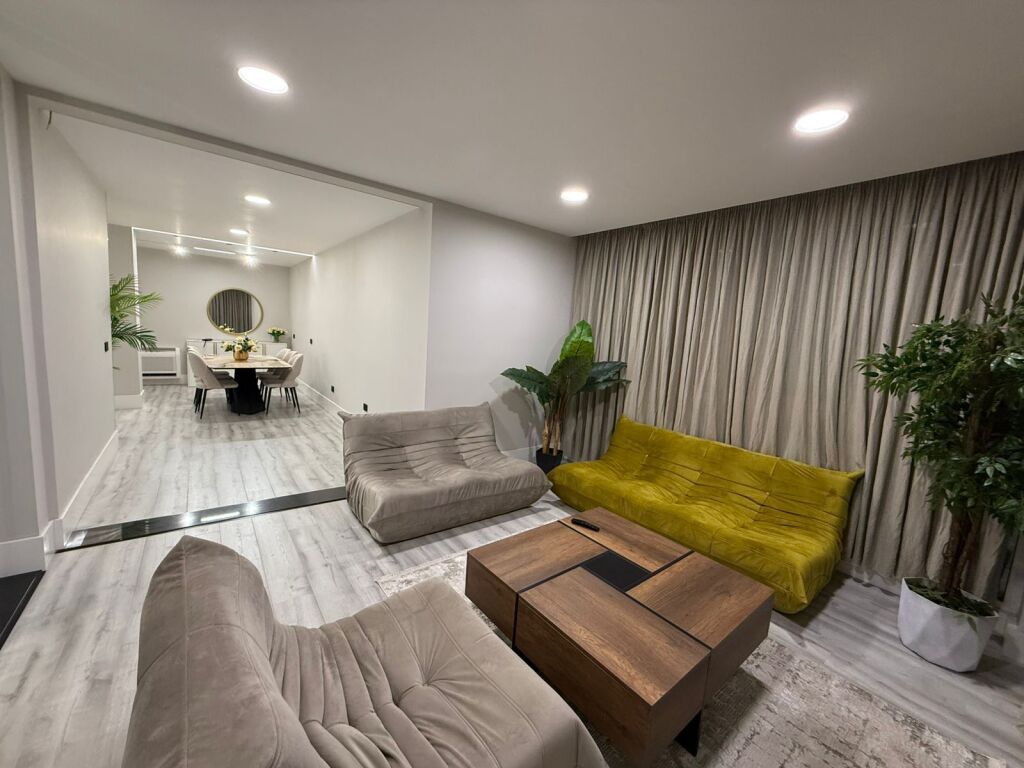 Apartment 2+1 for rent in Bllok.