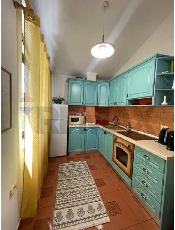 APARTAMENT 2+1 ME QIRA NE BLLOK !