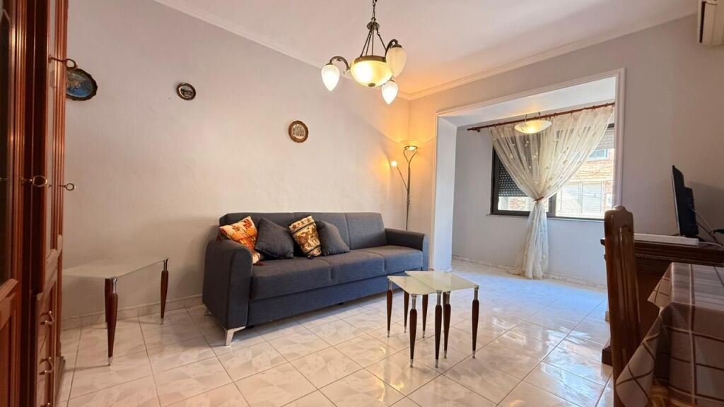 Apartament 1+1 me qira - Ali Demi