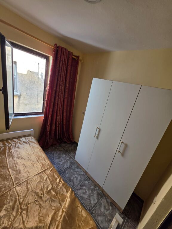 Jepet me qira apartament 2+1 në Myslym Shyri, Tiranë   ID 5411