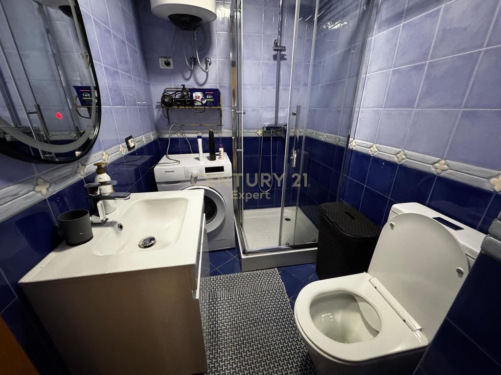 APPARTAMENTO 2+1 IN AFFITTO IN CENTRO !!! 860 € /Mese 80,000 Lek /Mese