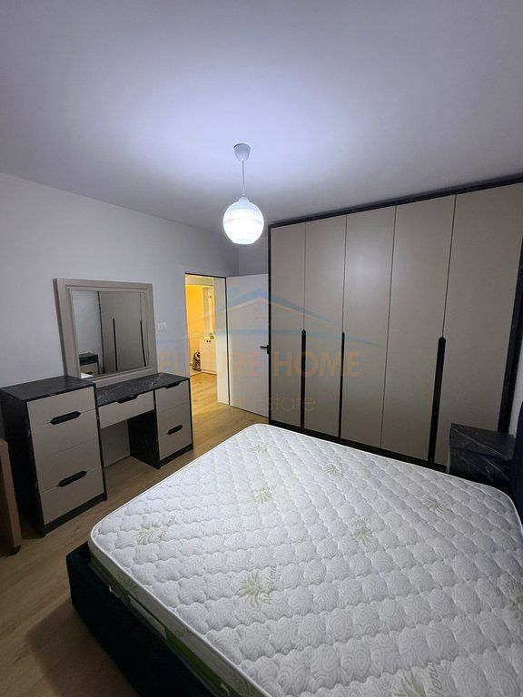 Apartament 2+1 per shitje , Rruga Ferit Xhajko, Tiranë.