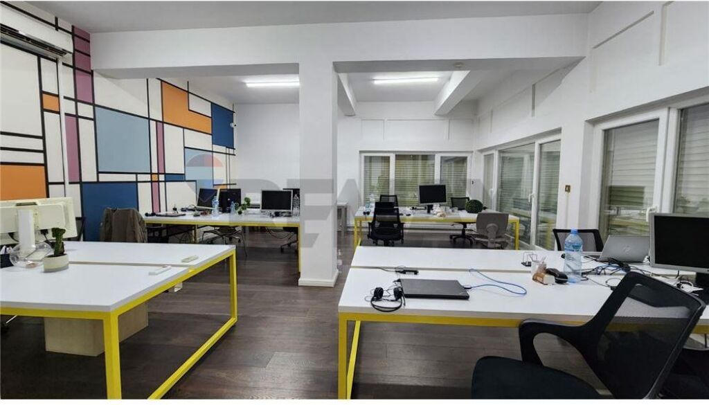 Building - For Rent - Blloku, Tirana(ID: 530191006-1230)