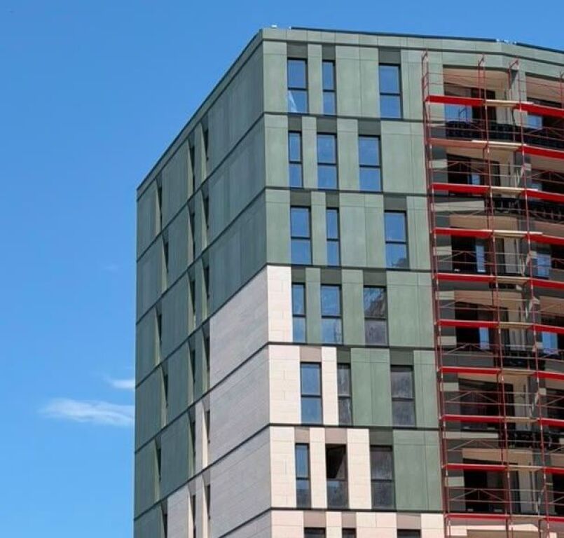 🏪 SHOP FOR SALE – RIVERSIDE RESIDENCE