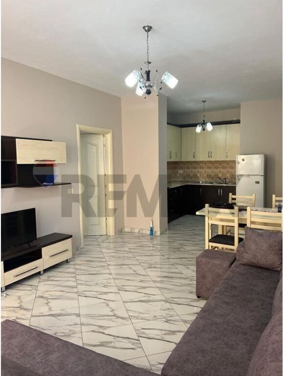 2+1 apartment for rent in Yzberisht!