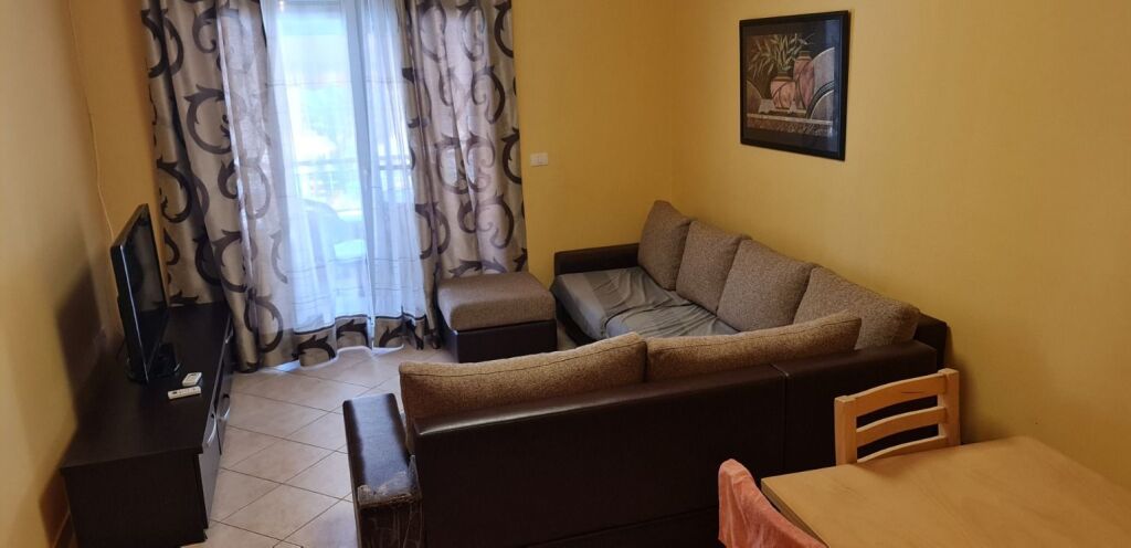 Shitet Apartament 1+1 ne Kompleks me Pishine ne Durres Mali Robit Golem   ID 5412