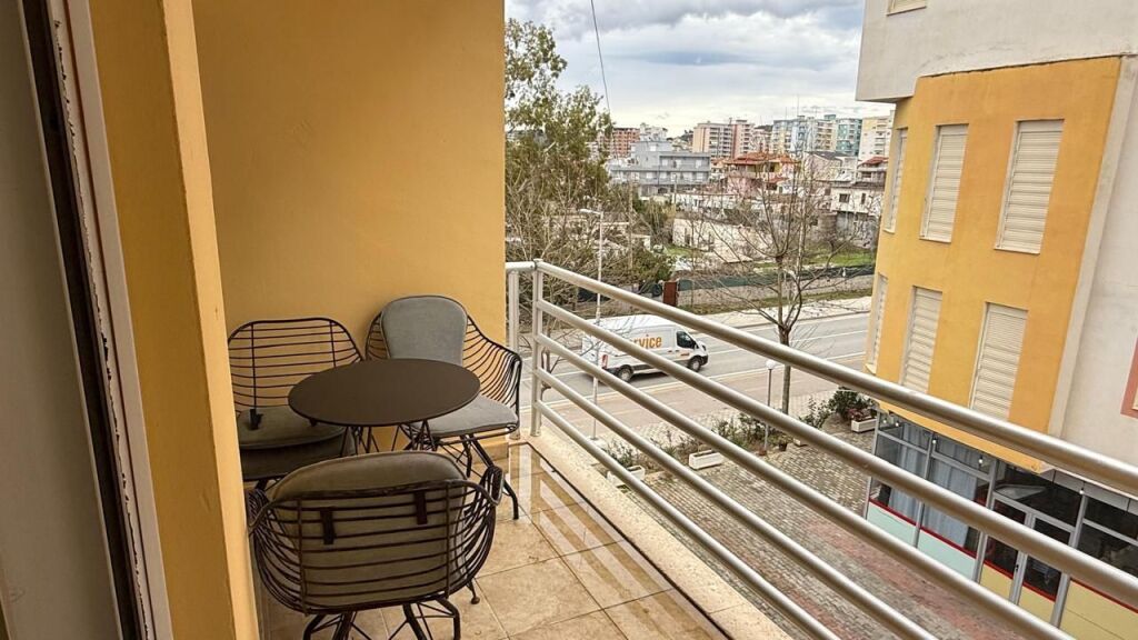 SETTEMBRE-GIUGNO 4 APPARTAMENTI 2+1+2 | 500 EURO AL MESE