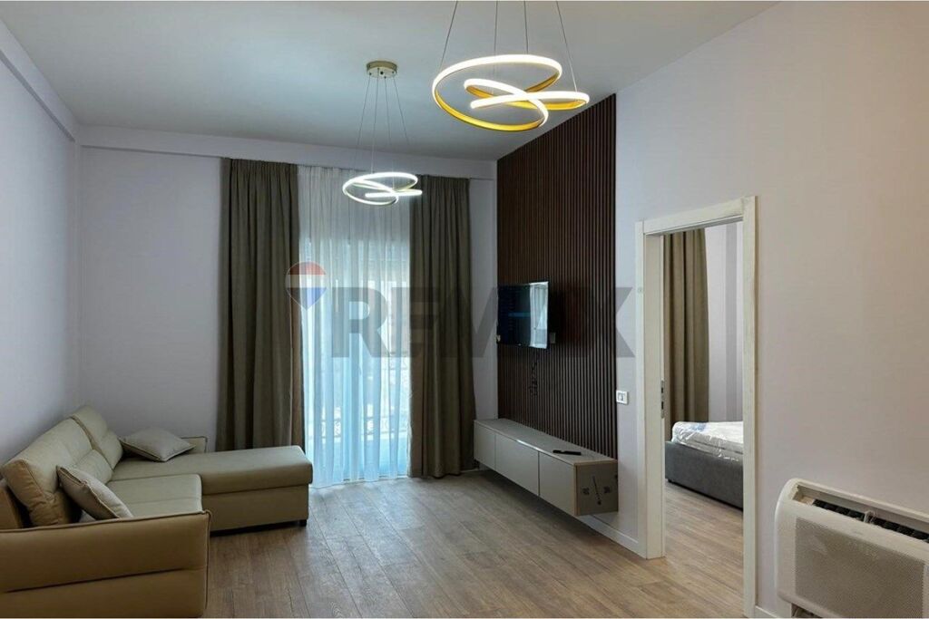Apartment 1+1+parking space for rent at Porta e Re, Sauk