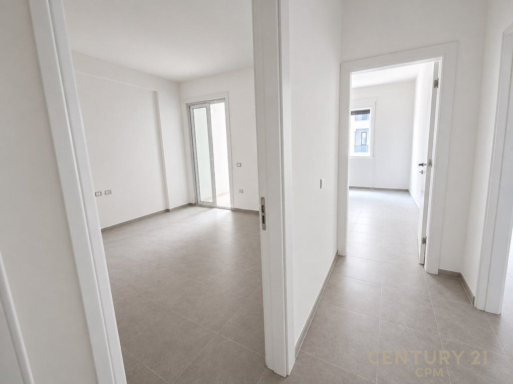 PRANE LUNGOMARE SHESIM APARTAMENT 2+1 + POST PARKIMI EKSTRA 190,800 €