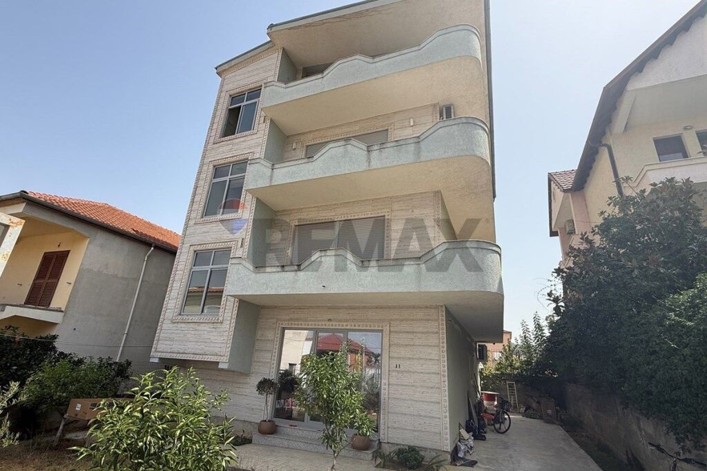 Villa - For Sale - Kombinat, Tirana(ID: 530411001-1442)