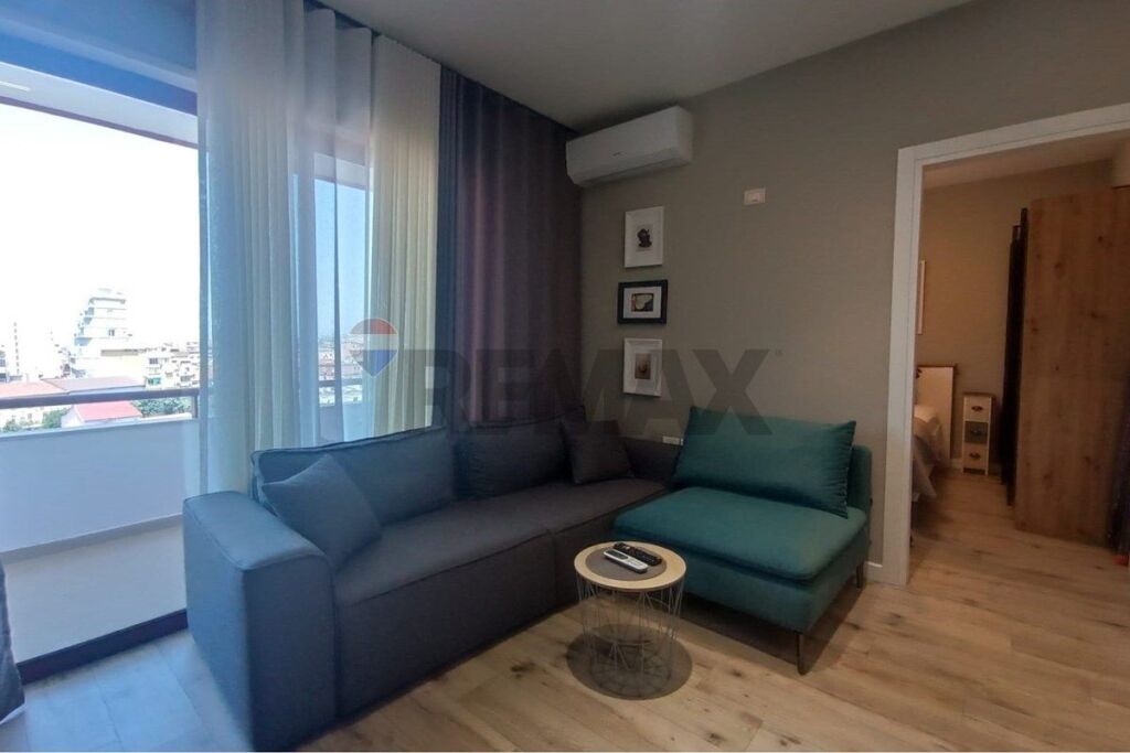 Apartment 1+1 for rent at Dibra Street