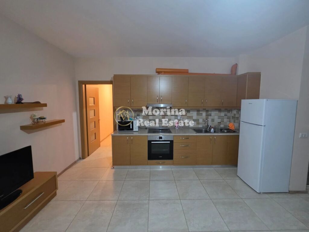 Qera | Apartament 2 + 1 | Fresku | 400 €/muaj