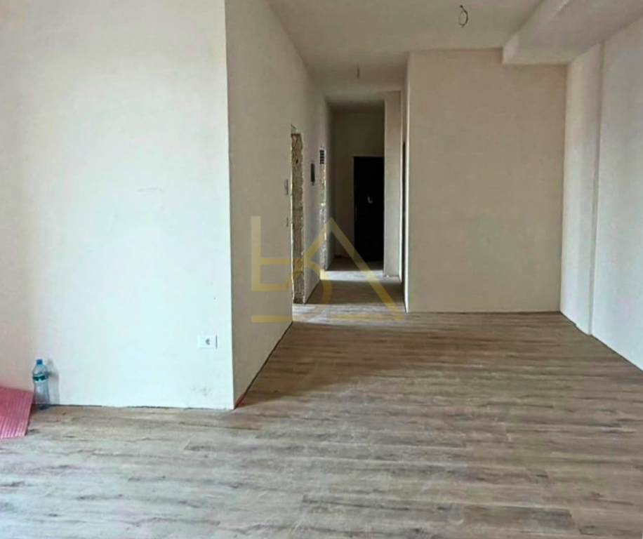 SHITET APARTAMENT 2+1 – FUSHA E AVIACIONIT, TIRANË