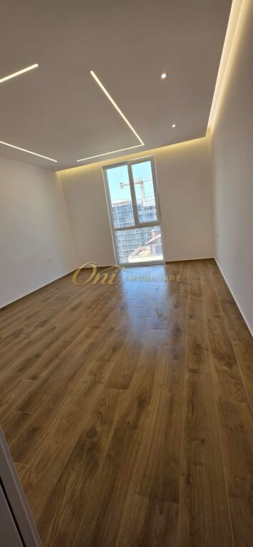 PASKUQAN, APARTAMENT PER SHITJE 2+1