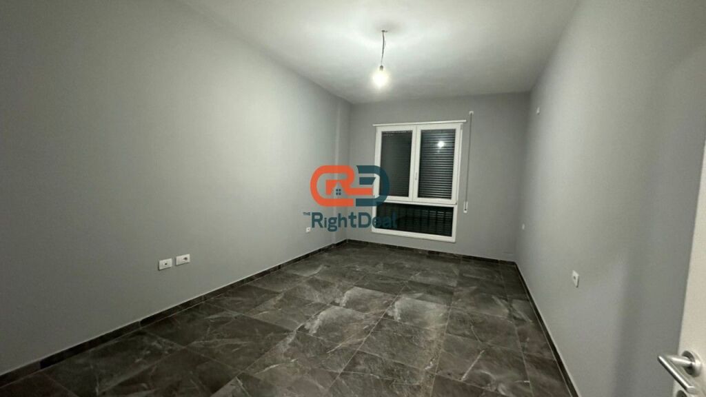 At 5 Maji, Apartment 1+1 For Rent !!!