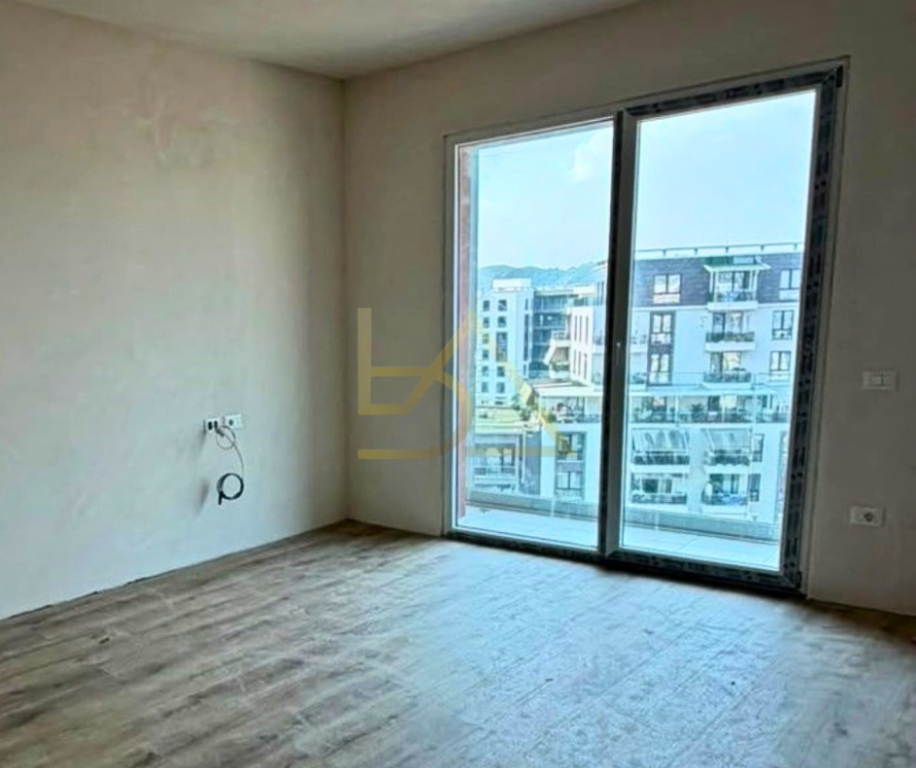 SHITET APARTAMENT 2+1 – FUSHA E AVIACIONIT, TIRANË