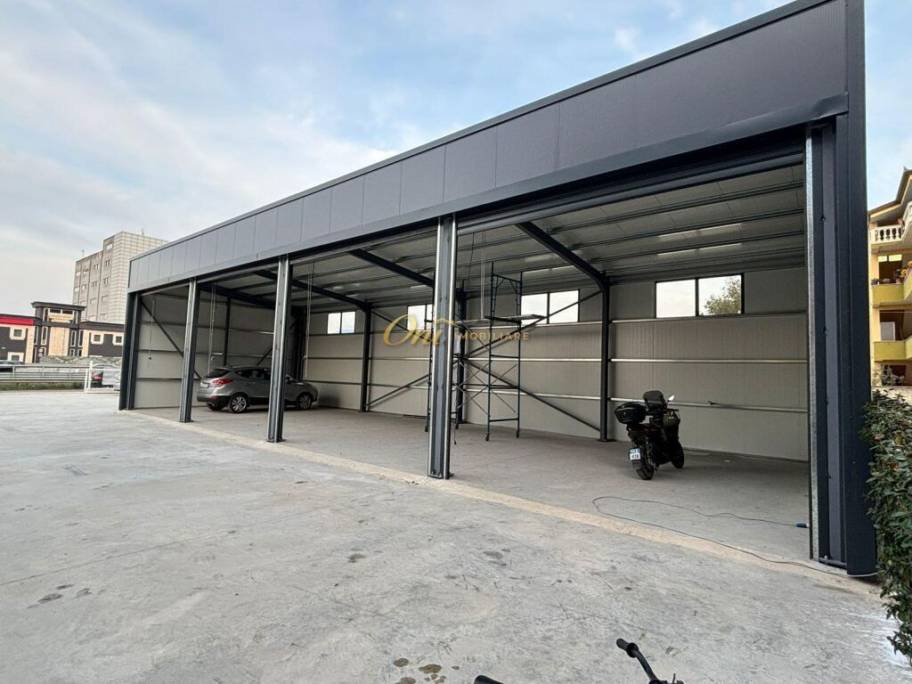 QTU, CAPANNONE DI 140M2 IN AFFITTO