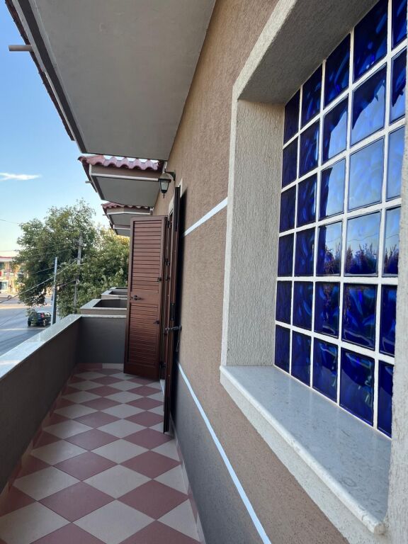 Casa privata in affitto a Fier (Sheq i Vogel)