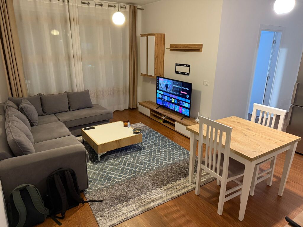 🏡 APPARTAMENTO 2+1+2 IN AFFITTO 📍 Fiori di Bosco💰 Prezzo: 90000 Lekë/Mese
