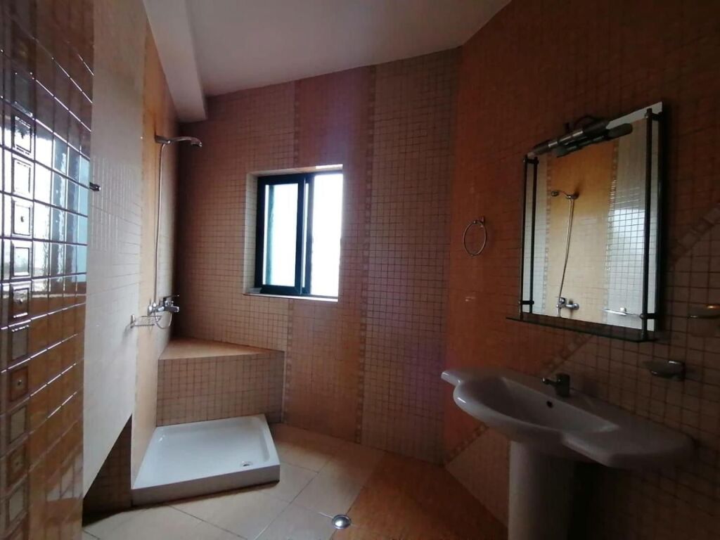 In Affitto Appartamento 1+1+1 Balcone