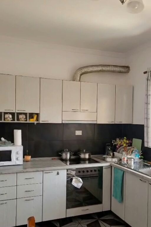 Rent | Apartament 1 + 1 | Brryli | 400 €/month