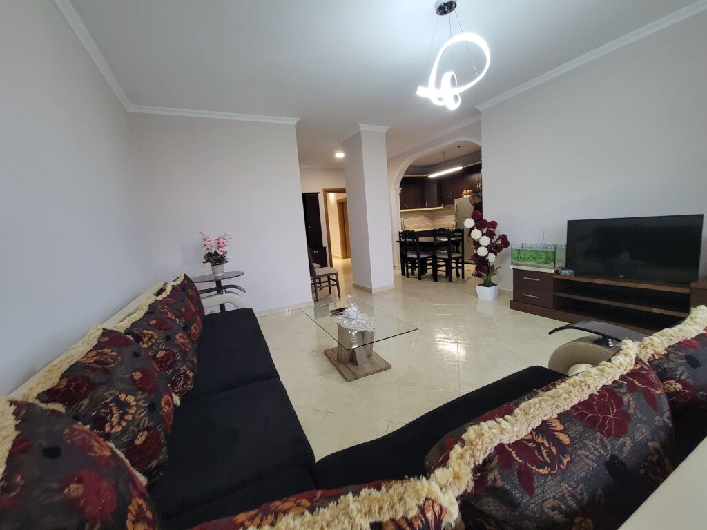 Apartament 3+1+2 per shitje Selite