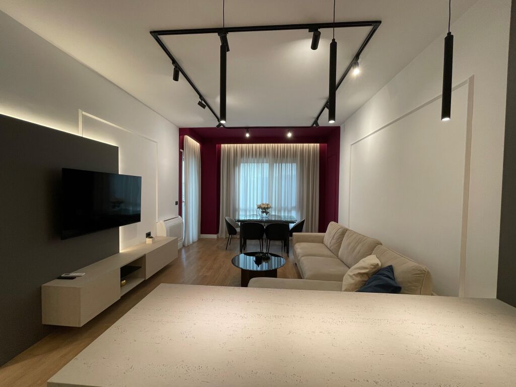 Affitto 2+1+2+Posto auto Residenza Erli, Porcelan