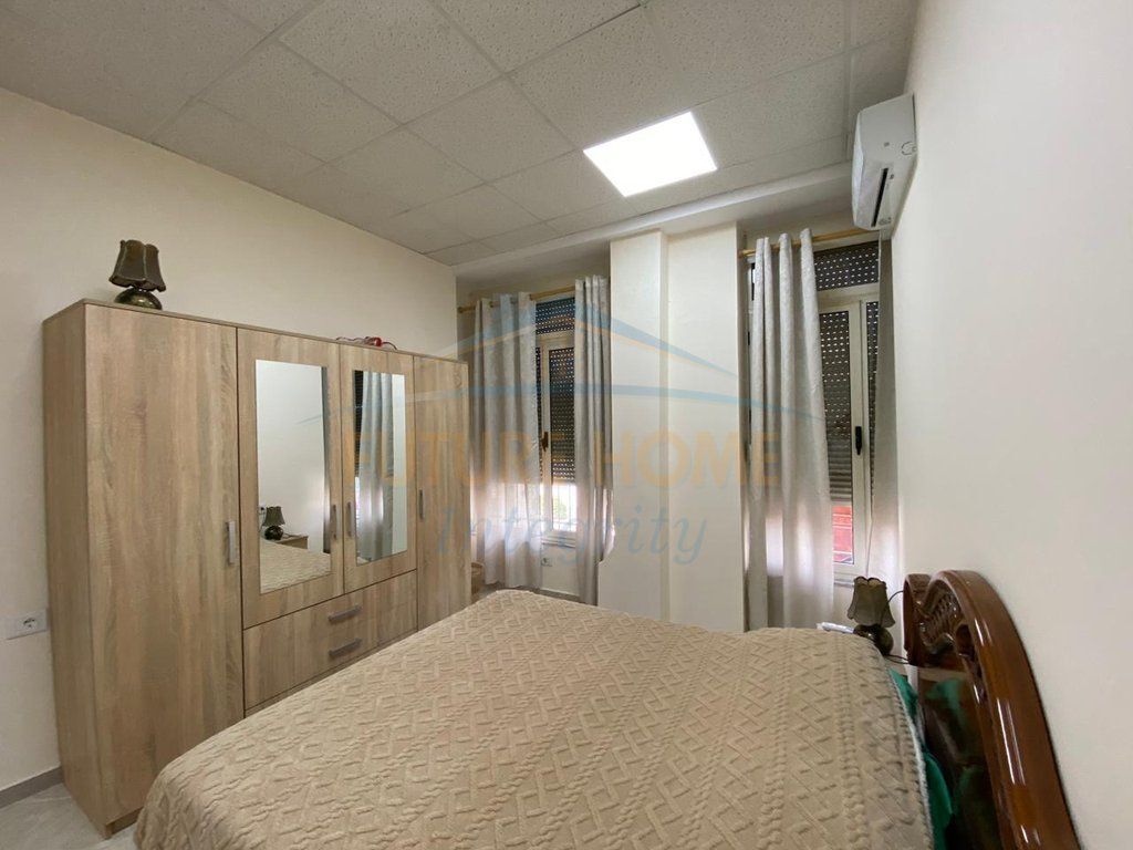 Qera, Apartament 2+1, Rruga e Kavajës, Tiranë. AL73365