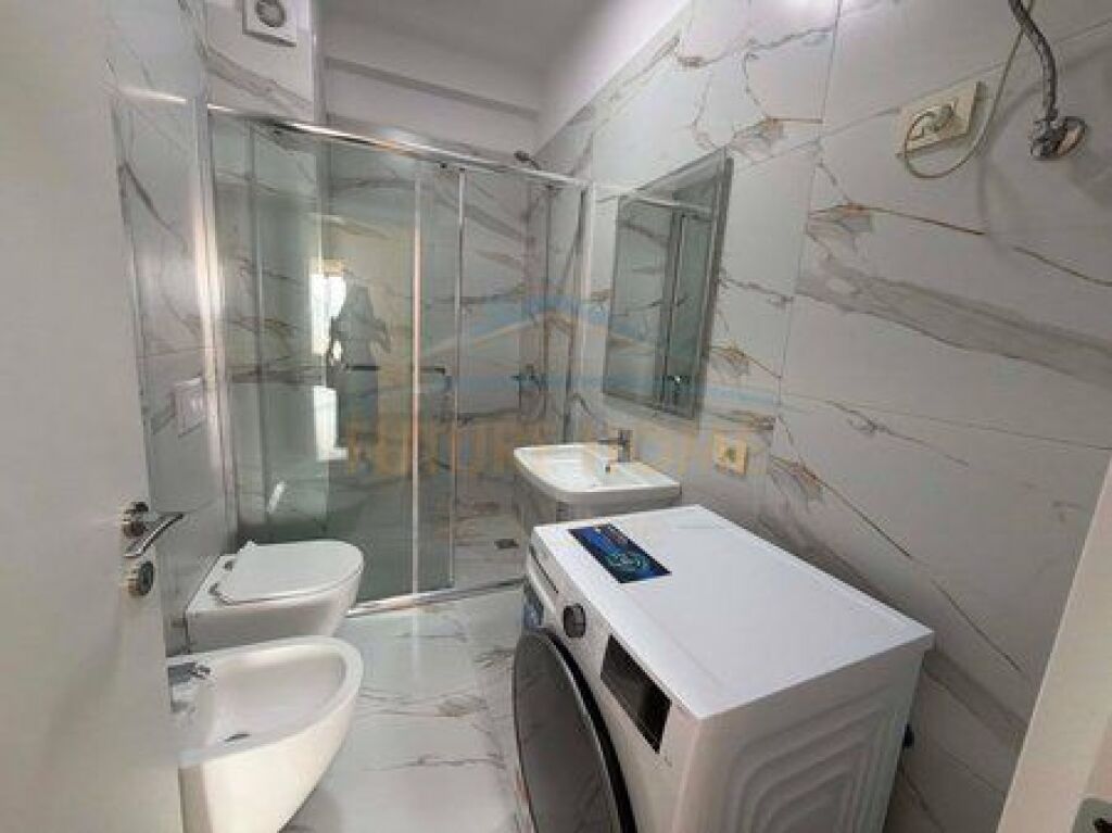 Qera, Apartament 3+1+2 + Parkim, Golden Tower, Rruga Mine Peza