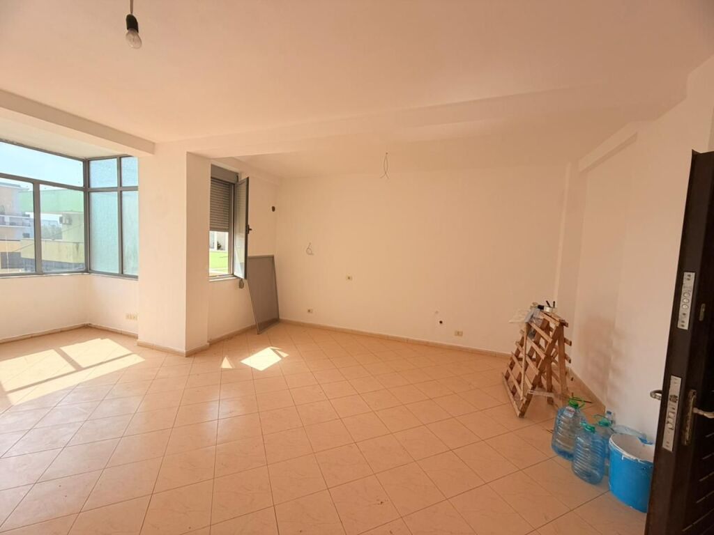 🏡 APARTMENT 1+1 FOR SALE – BEACH, DURRËS