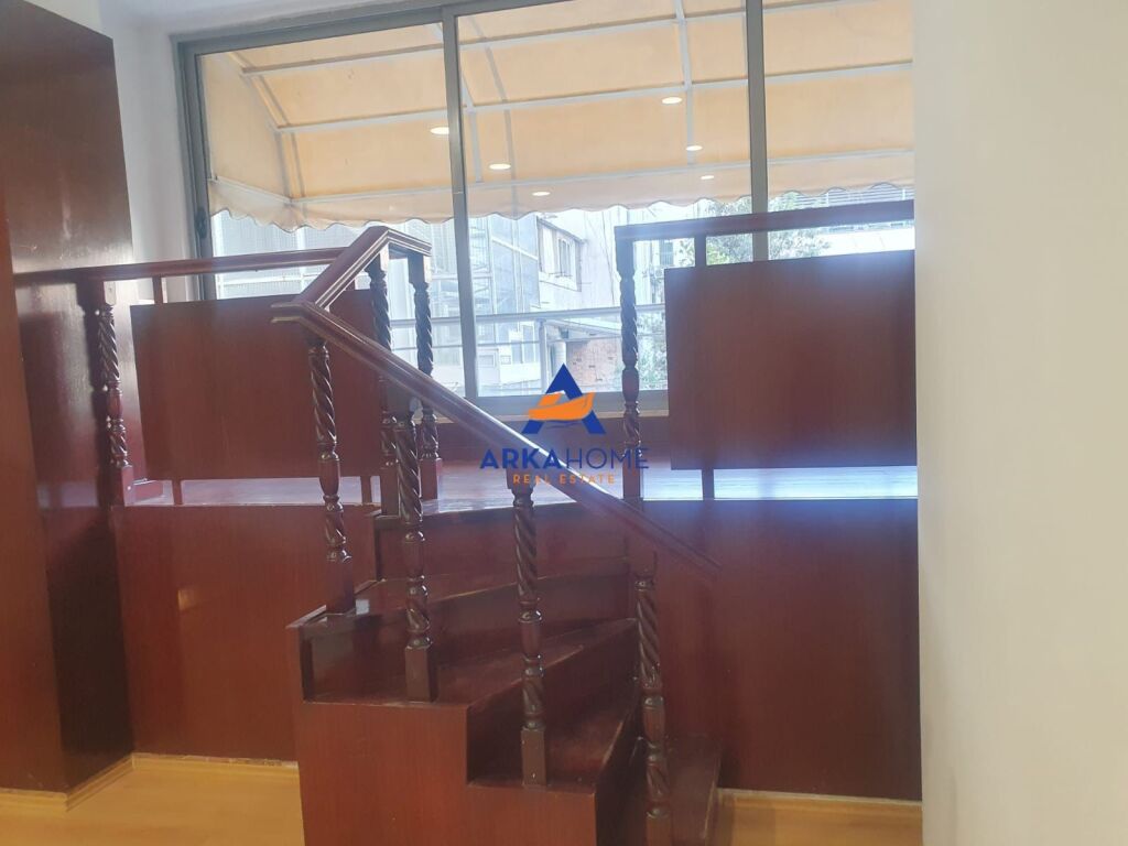 OFFICE FOR RENT 76 M2 "NEAR THE STREET BULEVARDI ZOGU I PARE, CLOSE TO THE CENTER" 85,000 LEKE