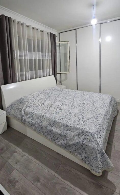Appartamento 1+1 in affitto in Via Kavaja, vicino a Globe, Complesso Delijorgji.